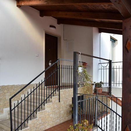 Ferienwohnung Virginia'S House Torre Annunziata Exterior foto